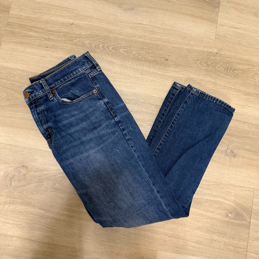 GAP Denim 27/4 Girlfriend Jeans